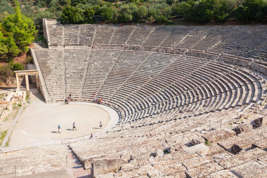 Epidaurus Antik Tiyatrosu: Akustiğin Mucizesi
