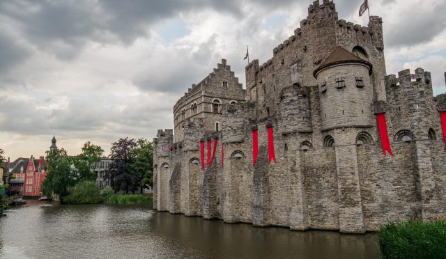 Gravensteen Kalesi: Gentin Orta Çağ Masalı