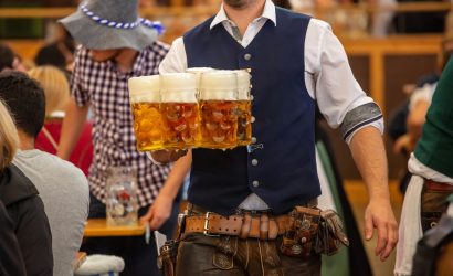 oktoberfest-2025-munihte-bira-ve-eglencenin-doruk-noktasi