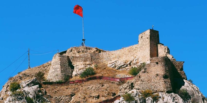 Tokat Kalesi: Draculanın Esaret Yılları